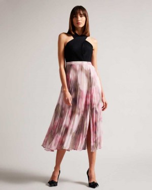 Coral Ted Baker Loulous Midi Dresses With Floral Pleated Skirt | US0000053